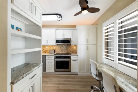 Condominio en venta en Holmes Beach, Florida, 1 dormitorio, 77.29 m2 № 1815259 - foto 14