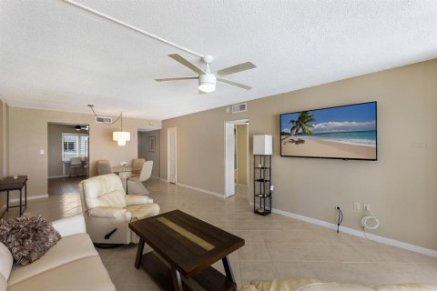 Condominio en venta en Holmes Beach, Florida, 1 dormitorio, 77.29 m2 № 1815259 - foto 28