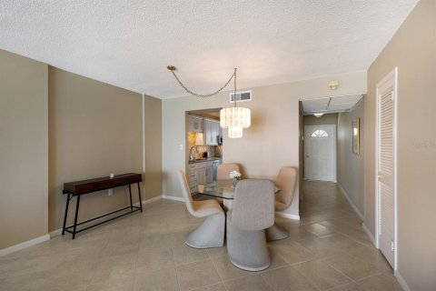 Condominio en venta en Holmes Beach, Florida, 1 dormitorio, 77.29 m2 № 1815259 - foto 21