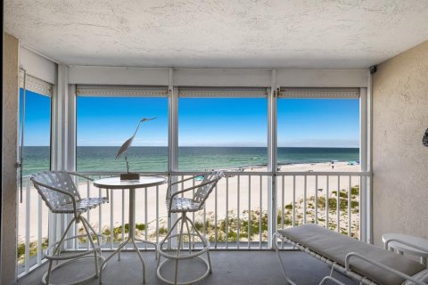Condominio en venta en Holmes Beach, Florida, 1 dormitorio, 77.29 m2 № 1815259 - foto 1