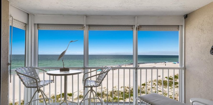 Condo in Holmes Beach, Florida, 1 bedroom № 1815259