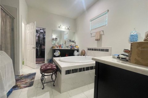 Casa en venta en Winter Garden, Florida, 5 dormitorios, 435.25 m2 № 1789899 - foto 15