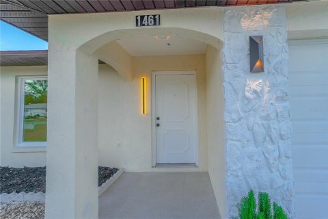 House in Venice, Florida 2 bedrooms, 142.98 sq.m. № 2231362 - photo 5
