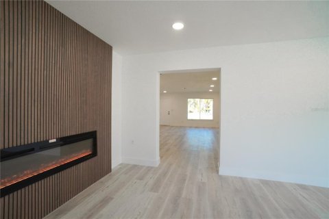 House in Venice, Florida 2 bedrooms, 142.98 sq.m. № 2231362 - photo 25