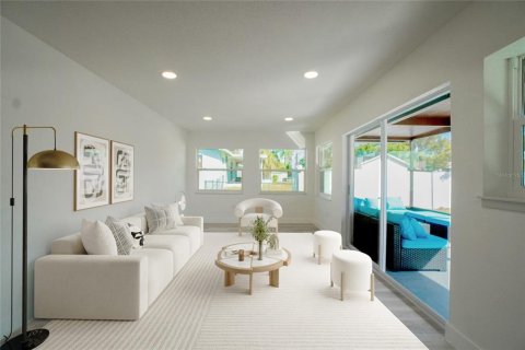House in Venice, Florida 2 bedrooms, 142.98 sq.m. № 2231362 - photo 22