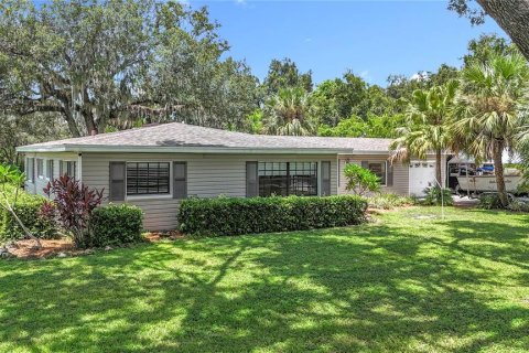 House in Dover, Florida 4 bedrooms, 227.7 sq.m. № 1868853 - photo 4