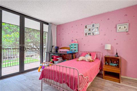 Condominio en venta en Hollywood, Florida, 2 dormitorios, 128.48 m2 № 2003275 - foto 10