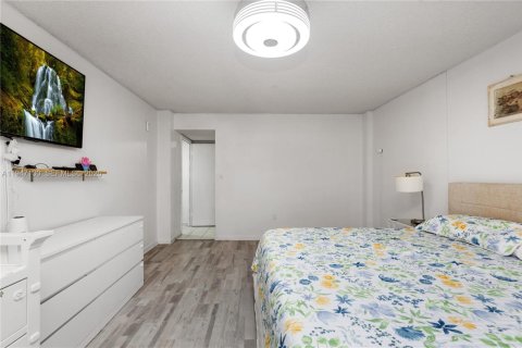 Condominio en venta en Hollywood, Florida, 2 dormitorios, 128.48 m2 № 2003275 - foto 4