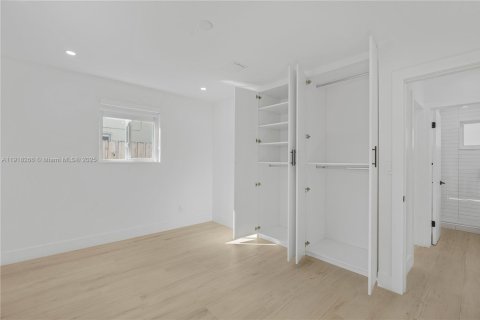 Купить виллу или дом в Холливуд, Флорида 4 спальни, № 1973043 - фото 22