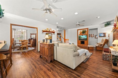 Casa en venta en Fort Myers, Florida, 4 dormitorios, 234.39 m2 № 2345597 - foto 11