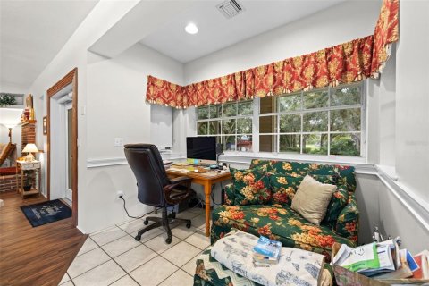 Casa en venta en Fort Myers, Florida, 4 dormitorios, 234.39 m2 № 2345597 - foto 15