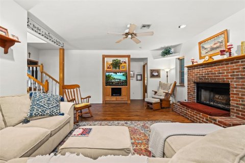 Casa en venta en Fort Myers, Florida, 4 dormitorios, 234.39 m2 № 2345597 - foto 12