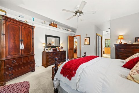 Casa en venta en Fort Myers, Florida, 4 dormitorios, 234.39 m2 № 2345597 - foto 25