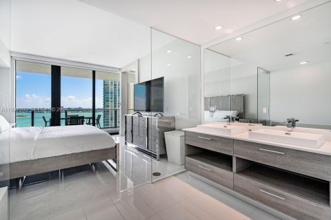 Купить кондоминиум в Майами, Флорида 2 спальни, 106.93м2, № 2065976 - фото 15