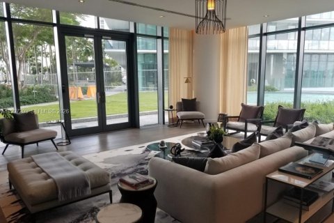 Купить кондоминиум в Майами, Флорида 2 спальни, 106.93м2, № 2065976 - фото 25