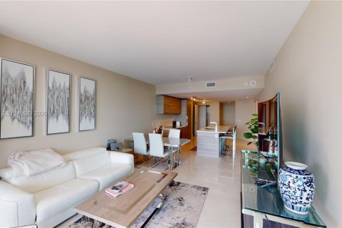 Купить кондоминиум в Майами, Флорида 2 спальни, 106.93м2, № 2065976 - фото 5