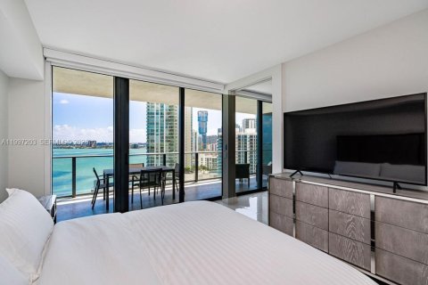 Купить кондоминиум в Майами, Флорида 2 спальни, 106.93м2, № 2065976 - фото 13