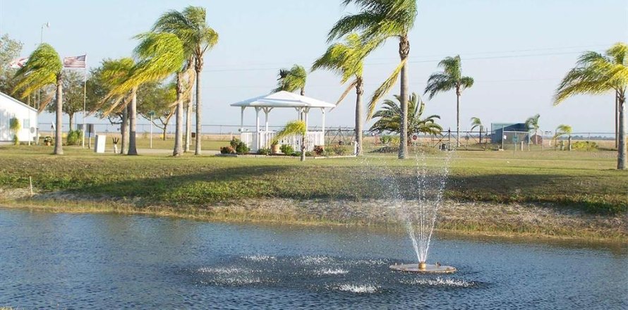 Land in Punta Gorda, Florida № 1886469