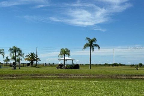 Terreno en venta en Punta Gorda, Florida № 1886469 - foto 7
