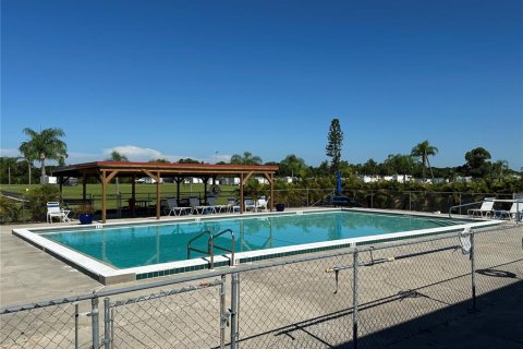 Terreno en venta en Punta Gorda, Florida № 1886469 - foto 13