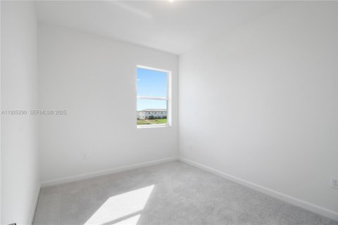 Снять в аренду таунхаус в Хомстед, Флорида 4 спальни, 169.83м2, № 1987131 - фото 21