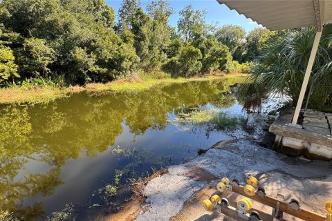 Casa en venta en Fruitland Park, Florida, 3 dormitorios, 177.44 m2 № 2342239 - foto 7