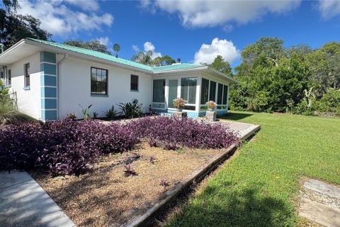 Casa en venta en Fruitland Park, Florida, 3 dormitorios, 177.44 m2 № 2342239 - foto 22