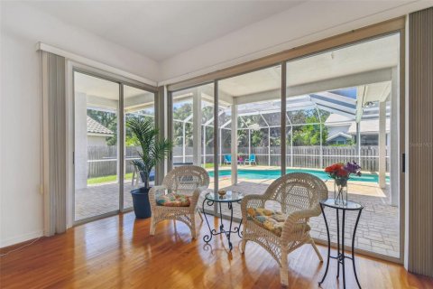 Casa en venta en Saint Petersburg, Florida, 4 dormitorios, 240.99 m2 № 1676958 - foto 29