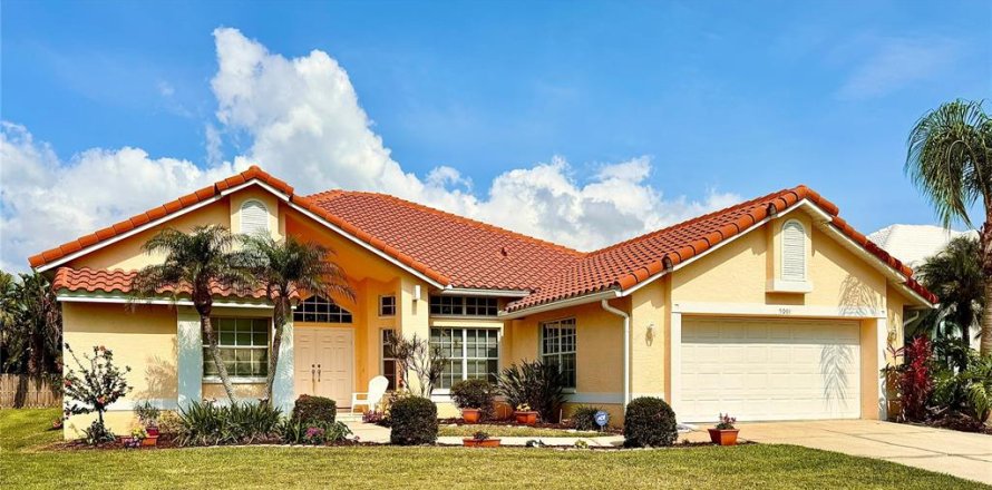 Casa en Saint Petersburg, Florida 4 dormitorios, 240.99 m2 № 1676958