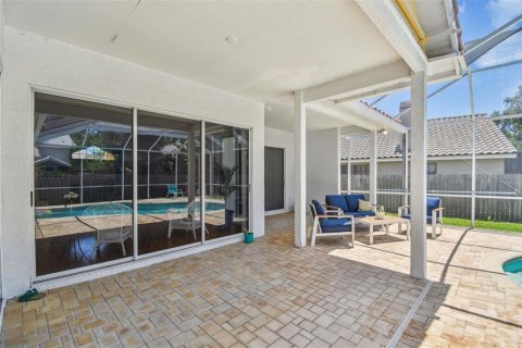 Casa en venta en Saint Petersburg, Florida, 4 dormitorios, 240.99 m2 № 1676958 - foto 10