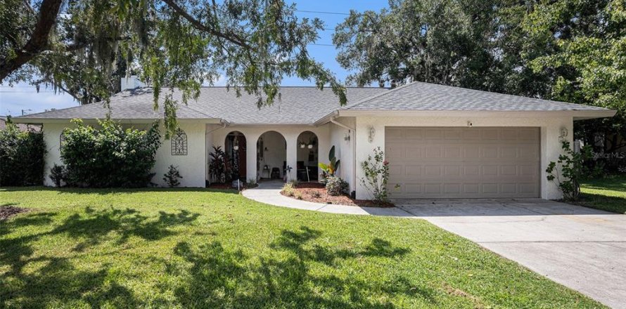 Villa ou maison à Plant City, Floride 3 chambres, 192.68 m2 № 1909879