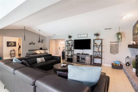 Casa en venta en Plant City, Florida, 3 dormitorios, 192.68 m2 № 1909879 - foto 11