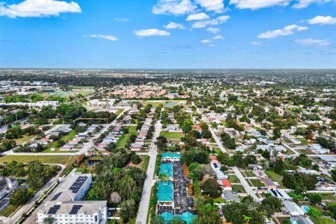 Купить коммерческую недвижимость в Сарасота, Флорида 97.55м2, № 2141464 - фото 21