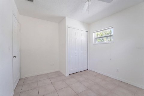 Villa ou maison à vendre à Casselberry, Floride: 3 chambres, 94.02 m2 № 2421623 - photo 17