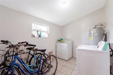 Villa ou maison à vendre à Casselberry, Floride: 3 chambres, 94.02 m2 № 2421623 - photo 23
