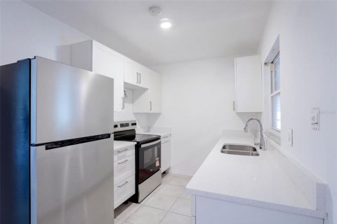 Villa ou maison à vendre à Casselberry, Floride: 3 chambres, 94.02 m2 № 2421623 - photo 7