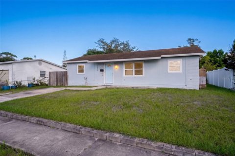 Villa ou maison à vendre à Casselberry, Floride: 3 chambres, 94.02 m2 № 2421623 - photo 3