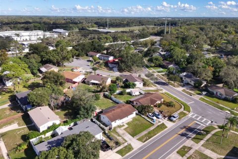 Villa ou maison à vendre à Casselberry, Floride: 3 chambres, 94.02 m2 № 2421623 - photo 27