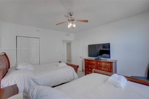 Copropriété à louer à Hallandale Beach, Floride: 2 chambres, 113.34 m2 № 1938155 - photo 24
