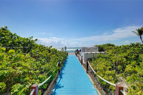 Copropriété à louer à Hallandale Beach, Floride: 2 chambres, 113.34 m2 № 1938155 - photo 29
