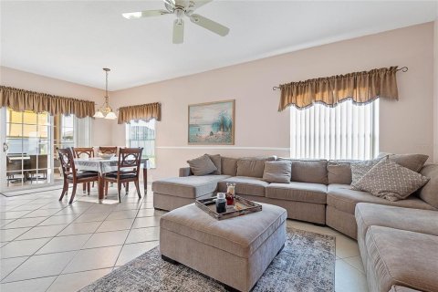 House in Palm Coast, Florida 3 bedrooms, 219.62 sq.m. № 1622176 - photo 15