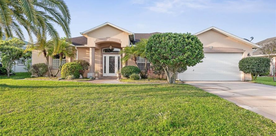 House in Palm Coast, Florida 3 bedrooms, 219.62 sq.m. № 1622176