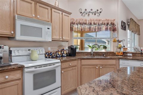 House in Palm Coast, Florida 3 bedrooms, 219.62 sq.m. № 1622176 - photo 10