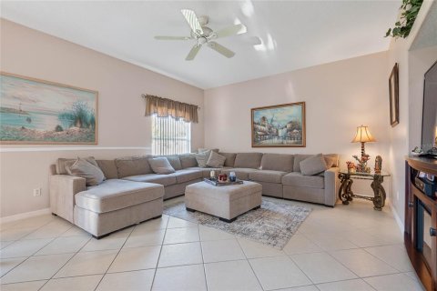 House in Palm Coast, Florida 3 bedrooms, 219.62 sq.m. № 1622176 - photo 12