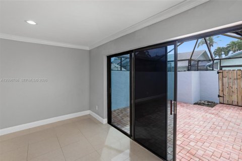 Adosado en venta en Boca Raton, Florida, 2 dormitorios, 114.46 m2 № 2407275 - foto 20