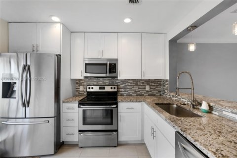 Adosado en venta en Boca Raton, Florida, 2 dormitorios, 114.46 m2 № 2407275 - foto 11