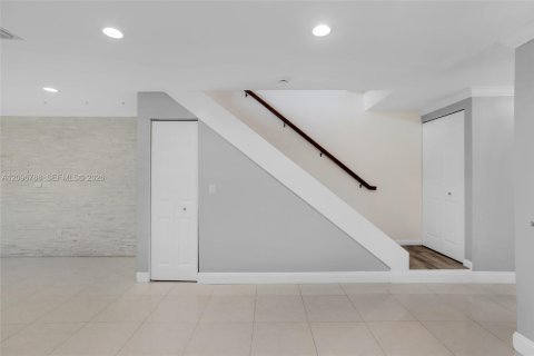 Adosado en venta en Boca Raton, Florida, 2 dormitorios, 114.46 m2 № 2407275 - foto 9