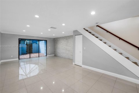 Adosado en venta en Boca Raton, Florida, 2 dormitorios, 114.46 m2 № 2407275 - foto 4