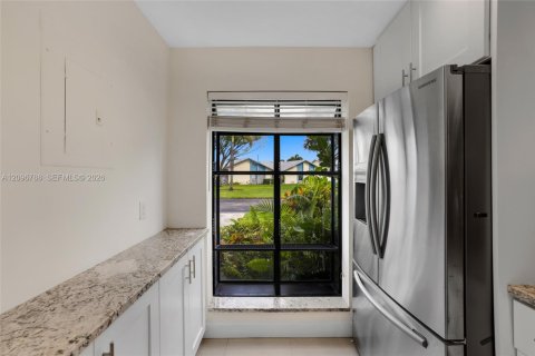 Adosado en venta en Boca Raton, Florida, 2 dormitorios, 114.46 m2 № 2407275 - foto 13
