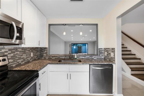 Adosado en venta en Boca Raton, Florida, 2 dormitorios, 114.46 m2 № 2407275 - foto 14